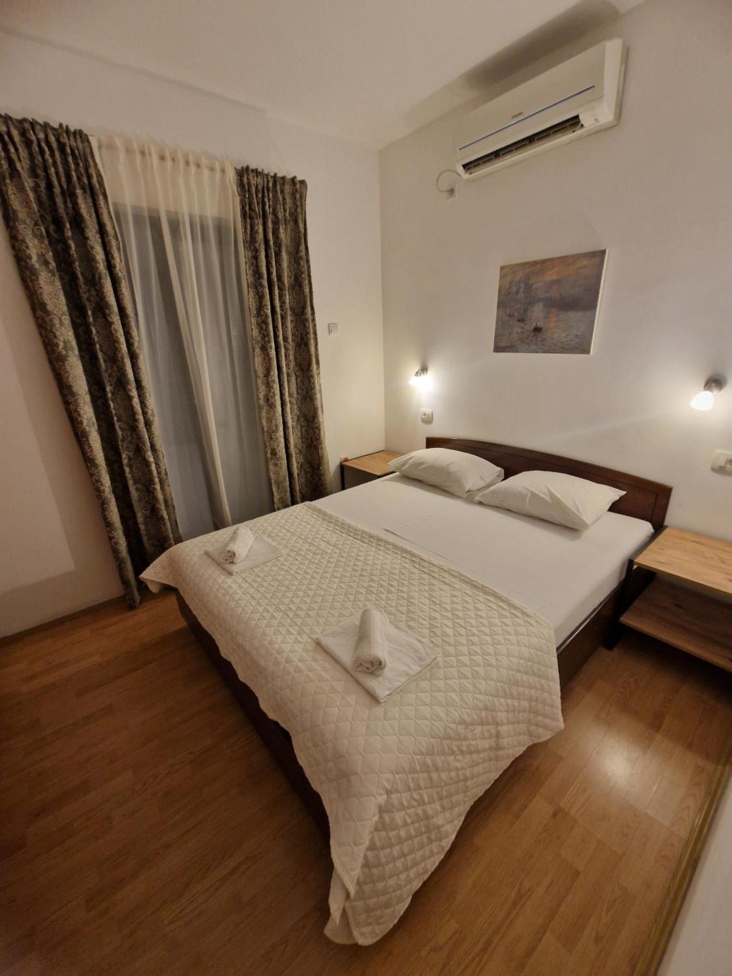 Guest House Damjana Budva Exteriör bild